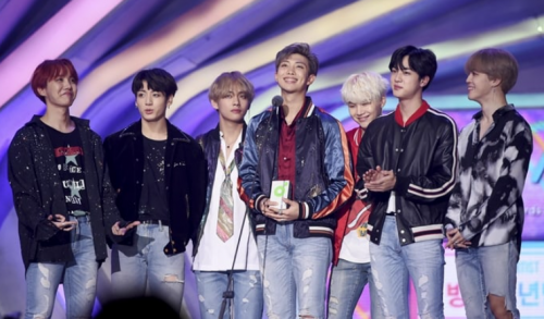 Spring Day won the Daesang Best Song of the Year at the Melon Music Awards 2017